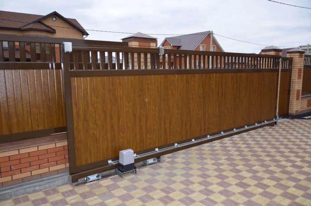 Откатные ворота из сендвич-панелей 30