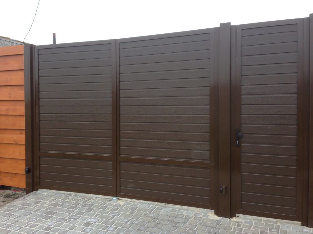 Распашные ворота из сендвич-панелей 21